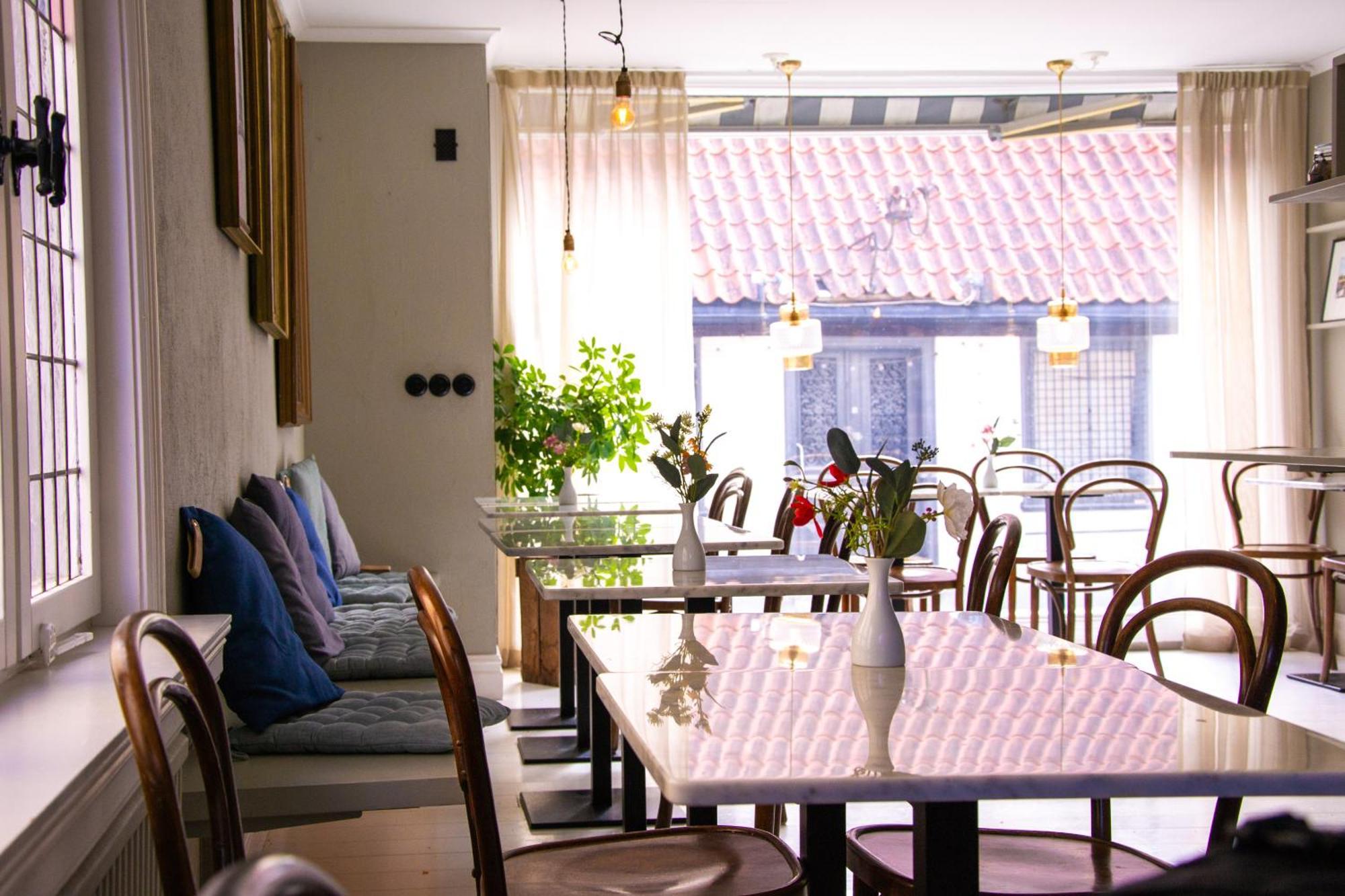Adelsgatan Bed & Breakfast VBY Exterior foto